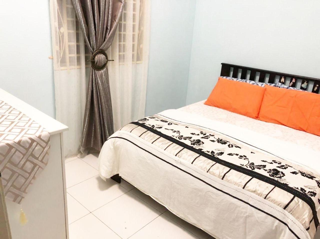 Homestay Dferry Jerantut 4Rooms With Wifi Fully Aircond Exterior photo